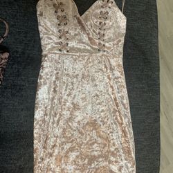  GUESS Blush Crushed Velvet Lace-Up Bodycon Dress XS