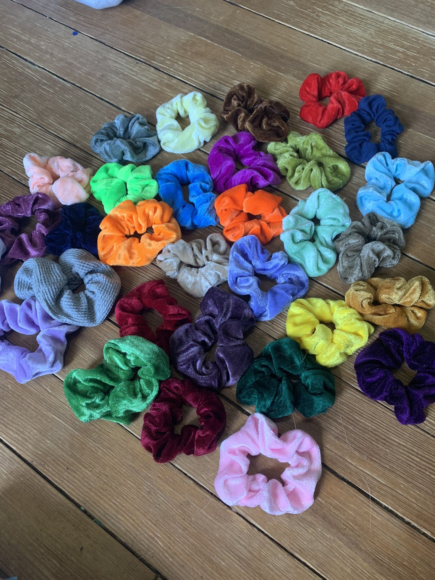 31 Pack Of Scrunchies (Never Used)