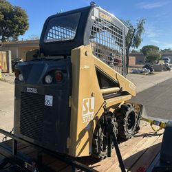 Bob Cat Skid Steer 