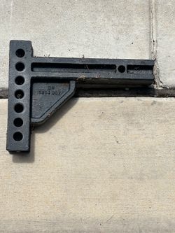 2” wide 13” Weight distribution hitch - RV