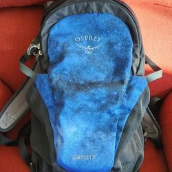 Osprey Hiking Backpack - like new!