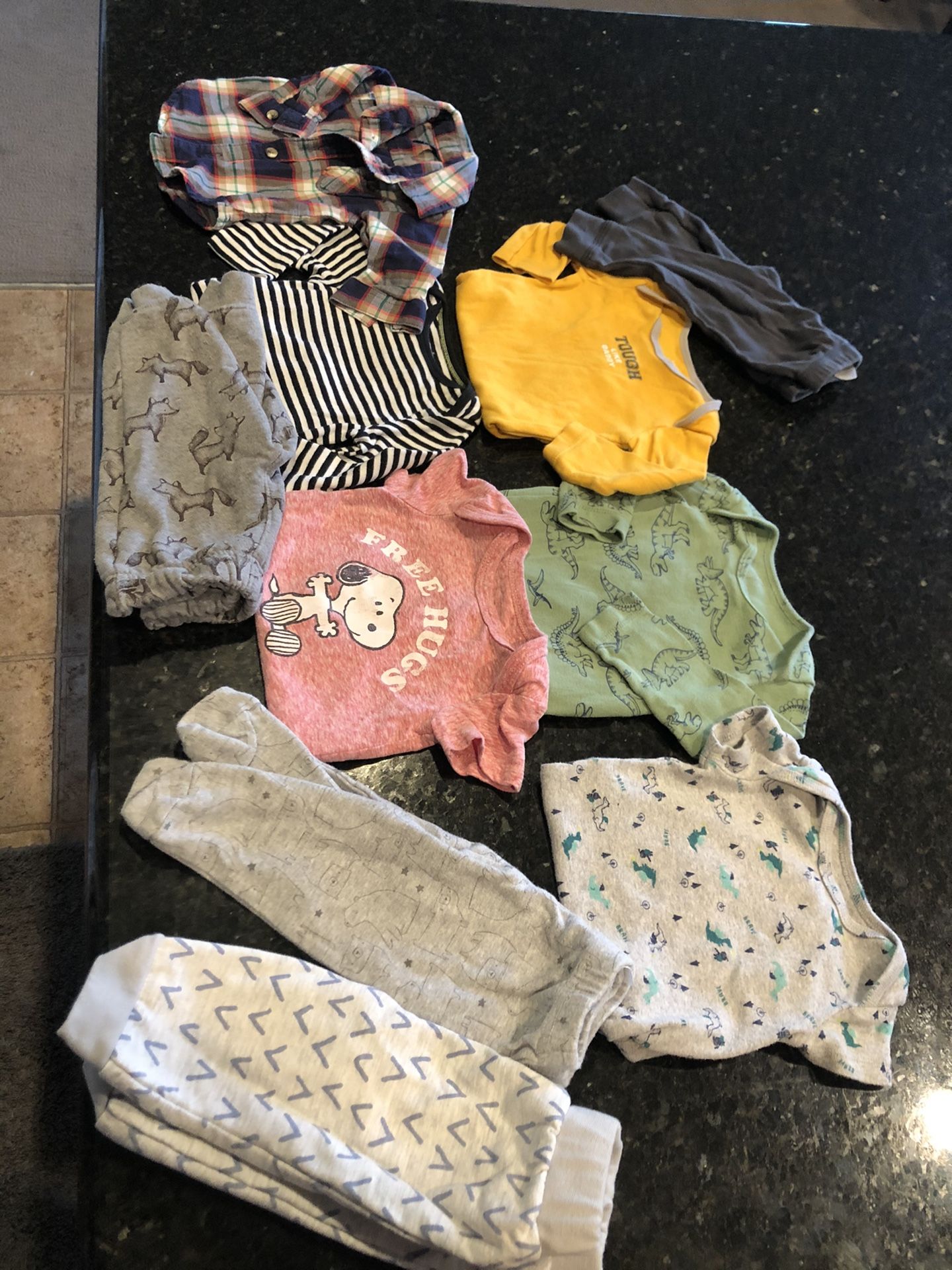 Baby boy 3 month clothes (some 6 month)