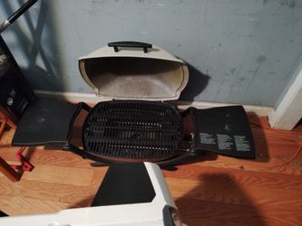 Weber Propane Grill X Large. 60 Dollars Cash 
