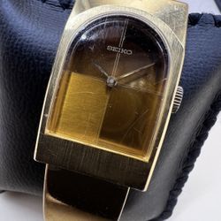 Vtg Rare seiko ladies watch . Art Deco Asymmetrical 1977. Windup Manual. Works