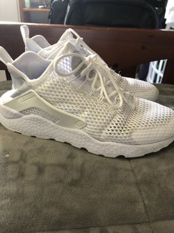 White womens huaraches SZ 8