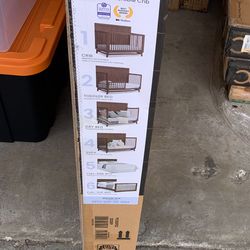 Delta children 6 in 1 convertible crib