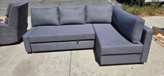 FRIHETEN
Sleeper sectional,3 seat w/storage
