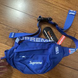 “SUPREME” Waiste Bag SS18 “BLUE”