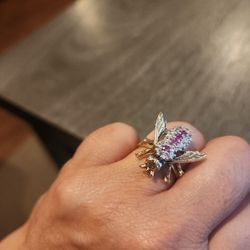 Bee Ring 