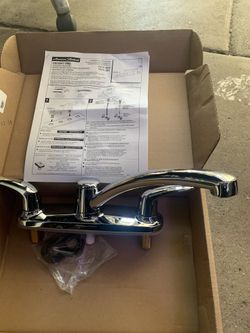 Delta kitchen faucet