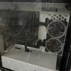 Cyberpower Used Desktop (water cooled)