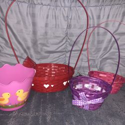 Easter Baskets Make Offer