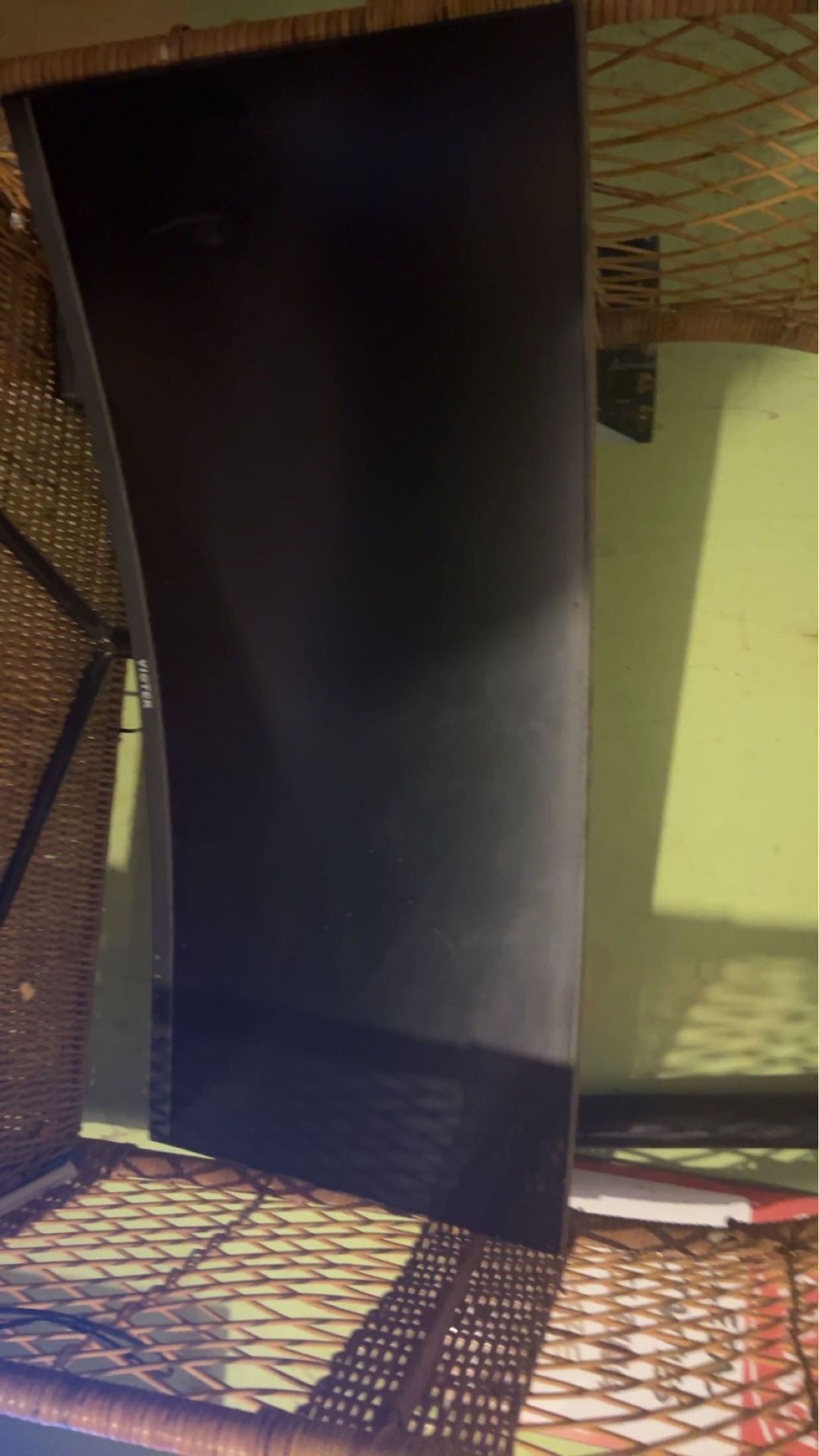 Viotek Gaming Monitor Black, 32 Inch $150