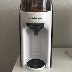 Babybrezza Formula Dispenser