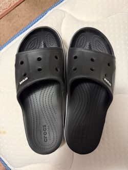 Size 8 Women’s crocs