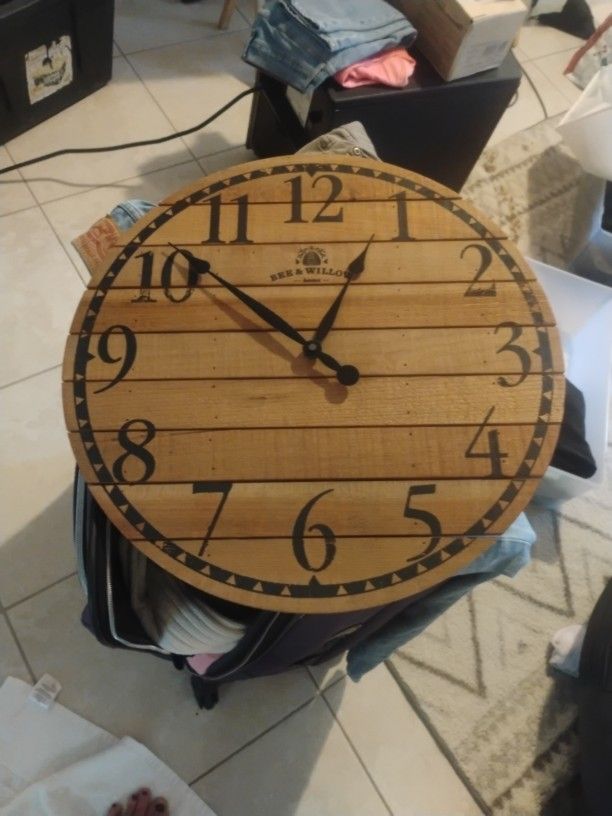 Brand New Clock Bee And Willow Home Brand Super Neat Real Wood Clock