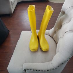 Yellow Rain Boots Size 7
