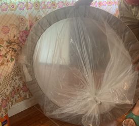 Round mirror