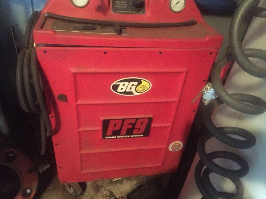 BG PF9 Brake system flush machine
