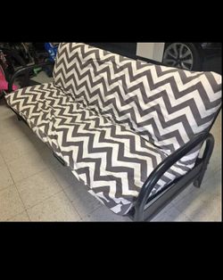 futon (frame and cushion)