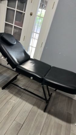 tattoo bed
