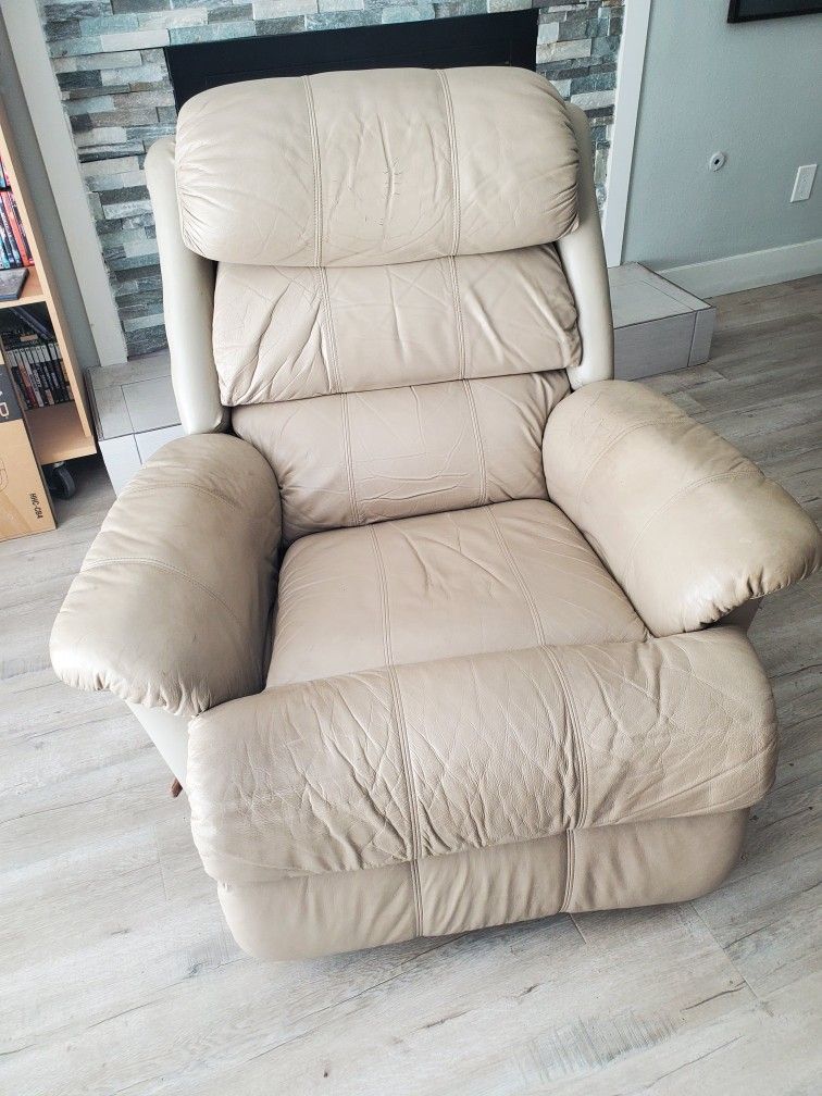 Recliner With Rocking Action