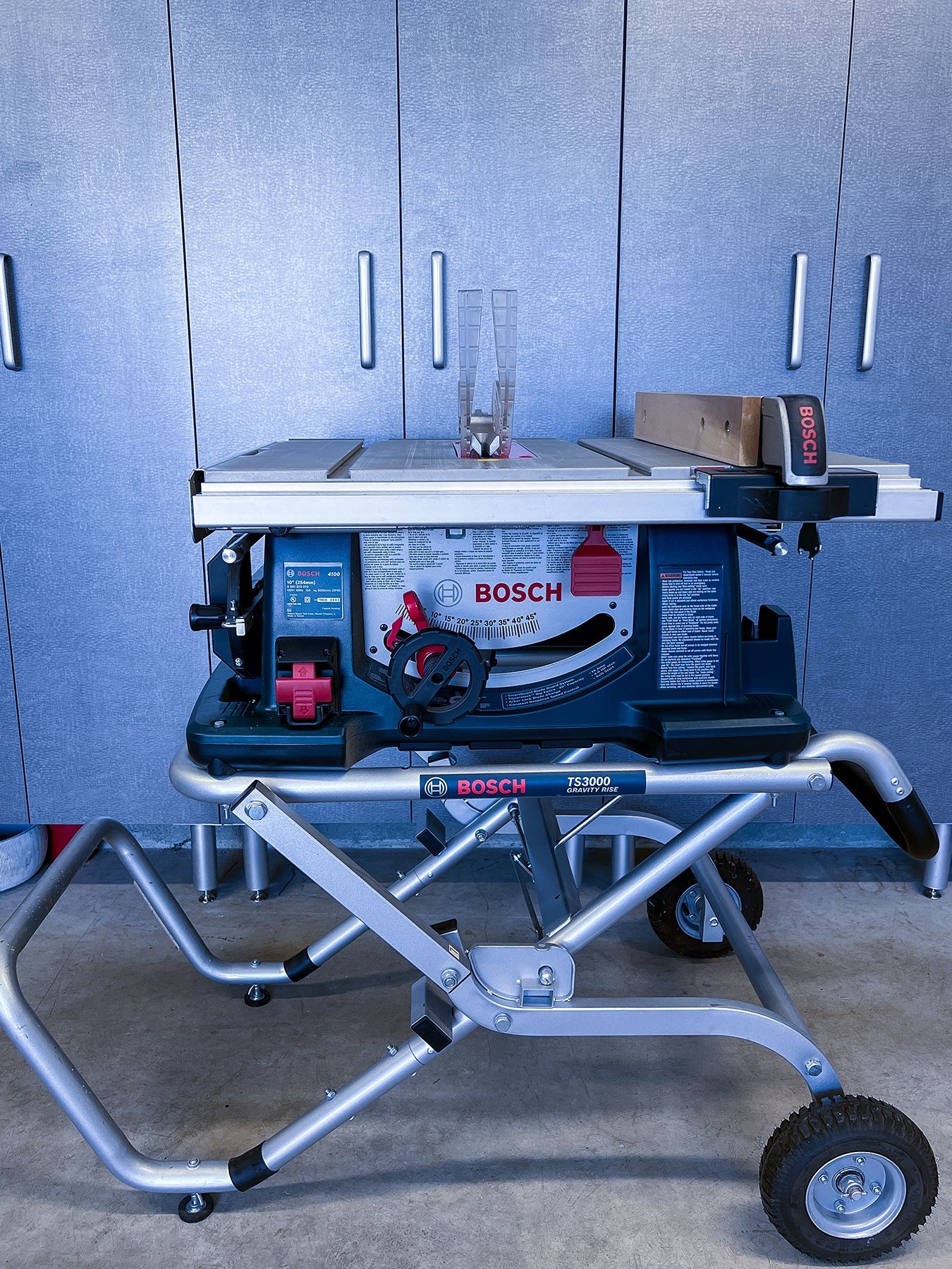 Table Saw, Bosch 10-inch with Stand