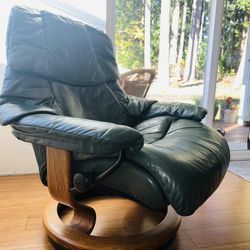 Ecornes Restless Chair