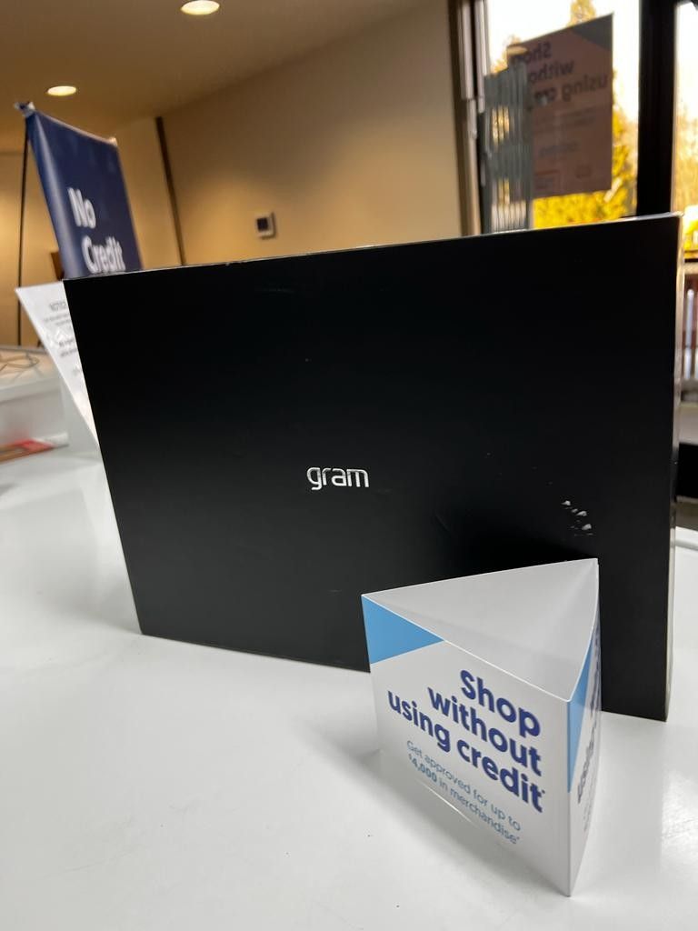 LG Gram 15 Inch Window 11 512GB SSD -HUGE DEALS - 20% OFF ON WINDOWS LAPTOPS UNTIL 2/28/2023