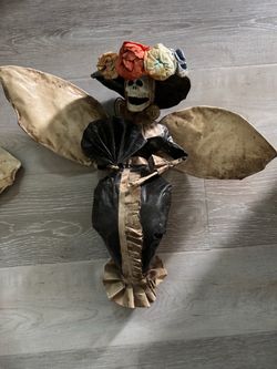 Dis De Los Muertos Paper Moche Skulls with wings
