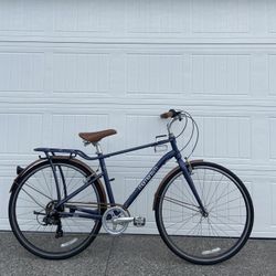 Momentum Street Comfort Cruiser / Commuter Bike Aluminium Bicycle