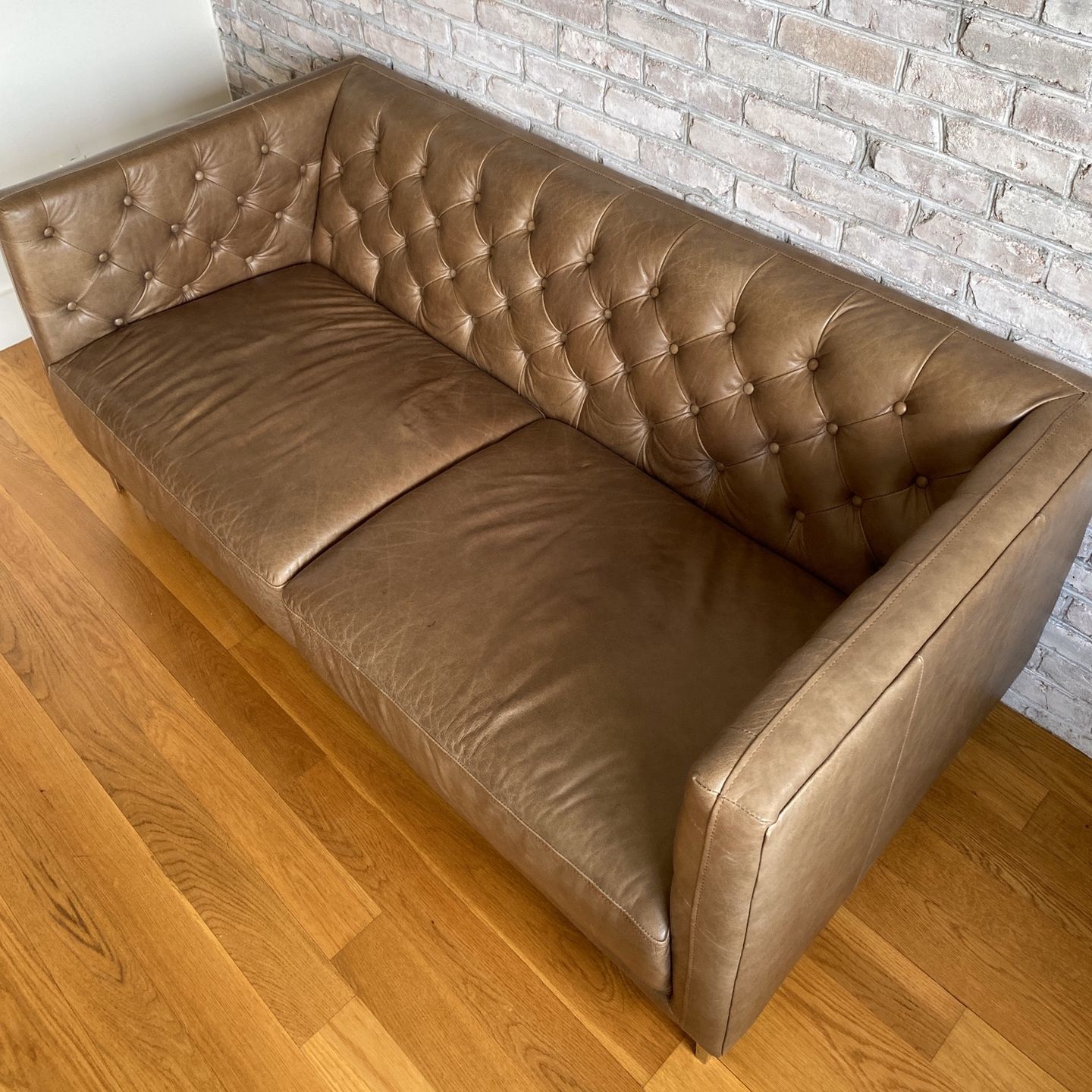 Savile 2024 tufted sofa