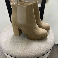 Boots Woman’s 