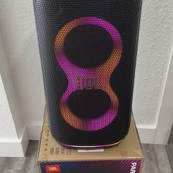 Jbl Partybox 120 Speaker Bluetooth Bocinas Parlantes Equipos De Música 