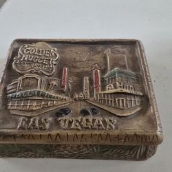GOLDEN NUGGET VEGAS VINTAGE TRINKET DISH 