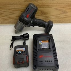 Ingersoll Rand W7150 1/2 " 20V High - Torque Inpactool 1 Battery and Charger