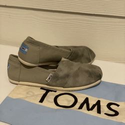 Toms Shoes Tie Dye Sz. 5.5