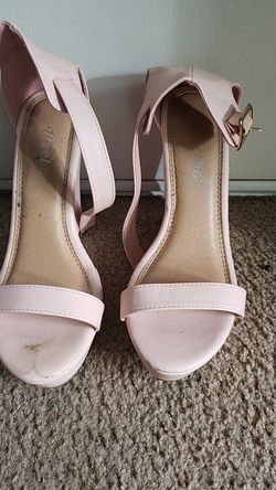 Size 9, worn 1 time.