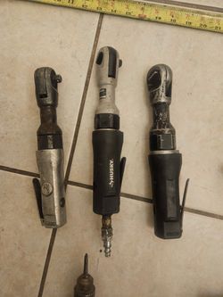 Lot of air wrenches WORKS PERFECTLY