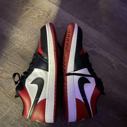 Jordan 1 Chicago Lows