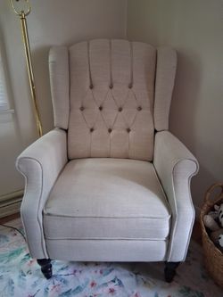 Off White Recliner 