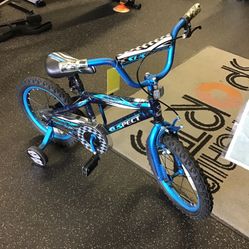 Dynacraft suspect bike online training wheels