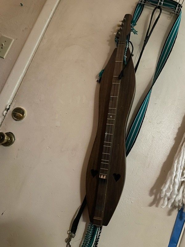 A.R. Kern Appalachian Dulcimer