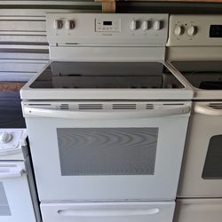 Frigidaire White Range