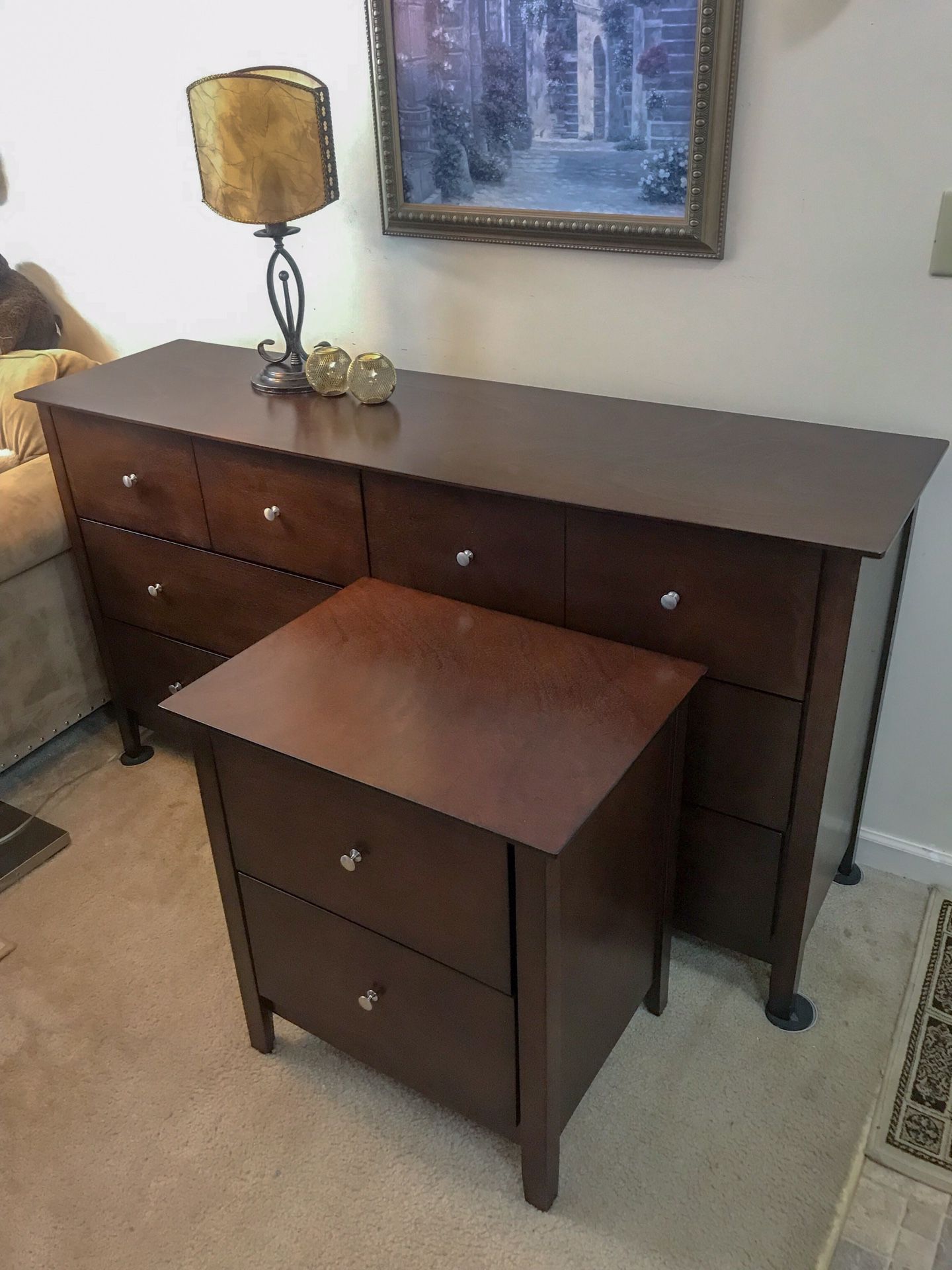 Dresser and nightstand in excellent condition