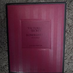 Victoria Secret Bombshell Perfume