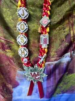 Graduation leis