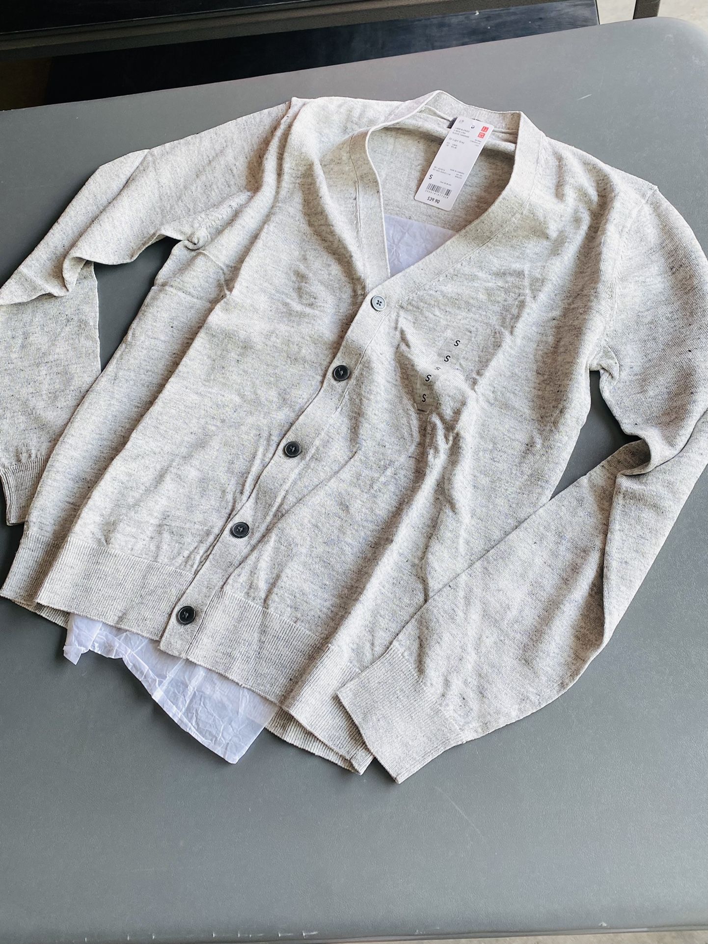 Uniqlo Sleeve Cardigan