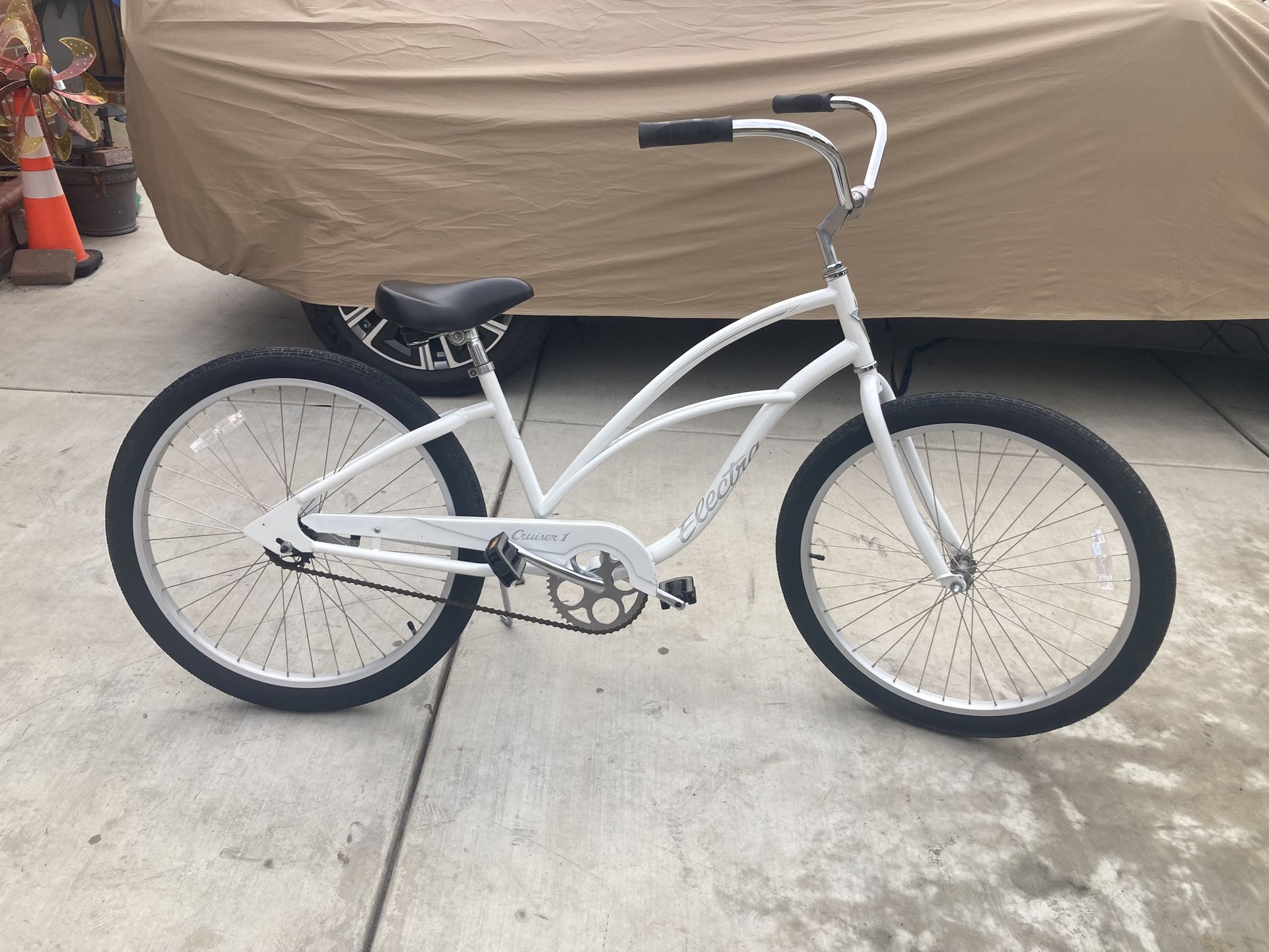 Electra Beach Cruiser Bike
