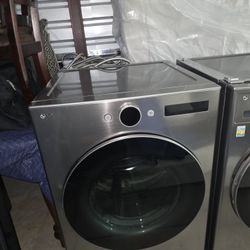 LG ThinQ AI Smart Dryer
